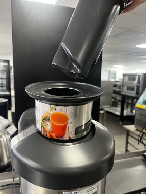 Matériel occasion Extracteur de jus-J100-Robot Coupe