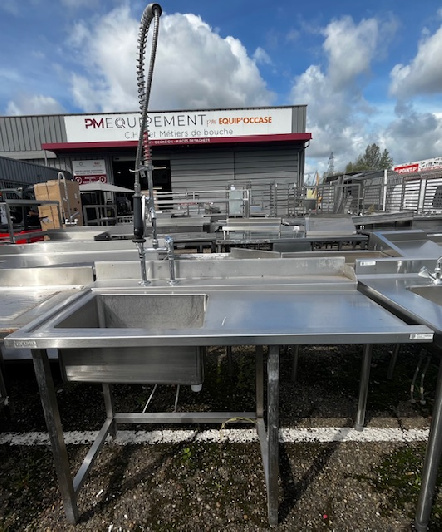 Matériel occasion Plonge en inox avec un bac et un égouttoir Entrée pour lave-vaisselle à capot